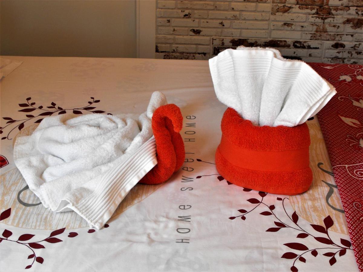 Casa Martinez Studios & Chambre D'Hotes A 3 Kms De Montserrat Valencia Montroy Eksteriør billede
